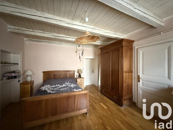 Maison 7 pièces de 182 m² à Magland (74300)