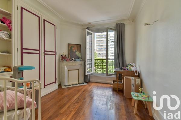 Appartement 3 pièces de 63 m² à Colombes (92700)