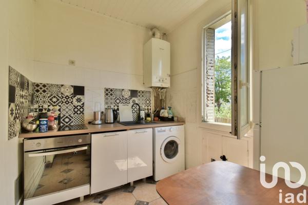 Appartement 3 pièces de 63 m² à Colombes (92700)