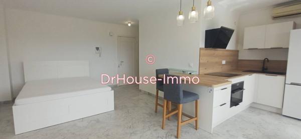 Appartement à louer 1 pièce de 28 m²