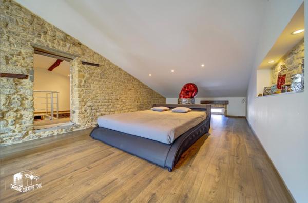 COUP DE COEUR POUR CETTE JOLIE MAISON RÉNOVÉE !