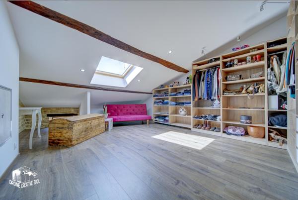 COUP DE COEUR POUR CETTE JOLIE MAISON RÉNOVÉE !