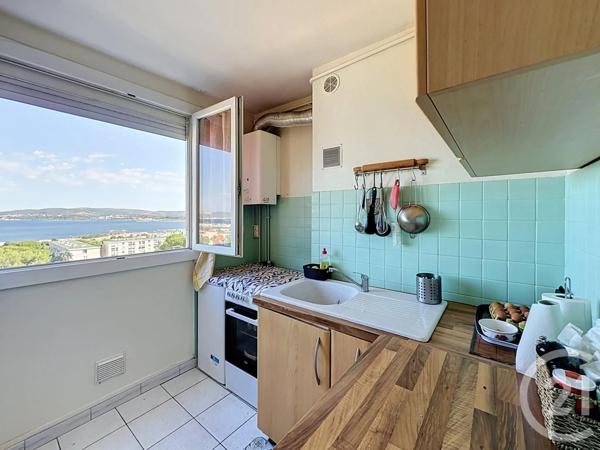 Appartement T5 à vendre  5 pièces - 73,15 m 2   SETE  - 34