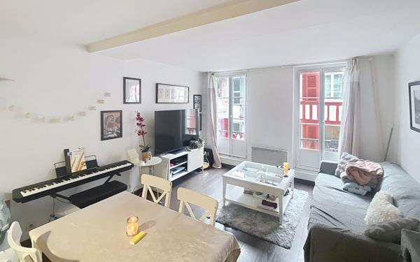 Appartement à vendre    2 pièces • 42,98 m2 Bayonne