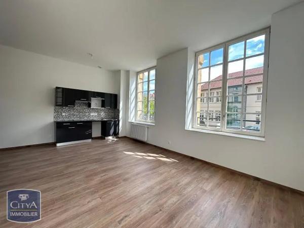 Appartement à louer 3 pièces 65.26m² Metz (57000)