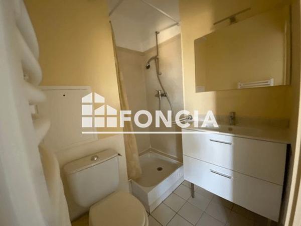 Location Studio 22 m² - 2 PLACE MICHEL BONY Le Plessis Trevise 94420