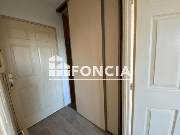 Location Studio 22 m² - 2 PLACE MICHEL BONY Le Plessis Trevise 94420