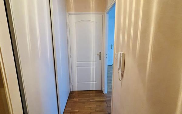 Appartement à vendre    1 pièce • 33 m2 Dijon