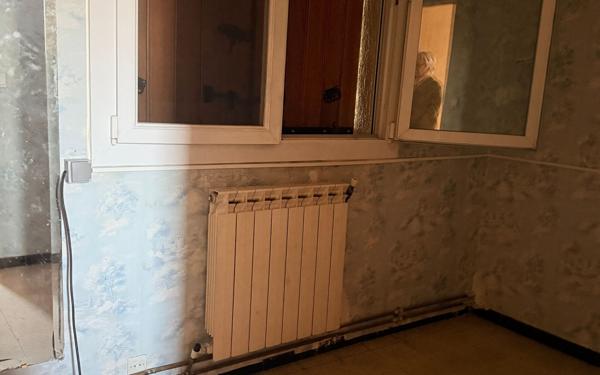 Maison à vendre    2 pièces •  Marseille 11