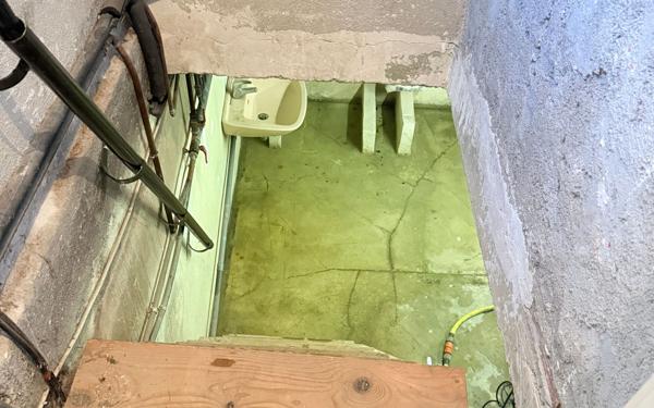 Maison à vendre    2 pièces •  Marseille 11