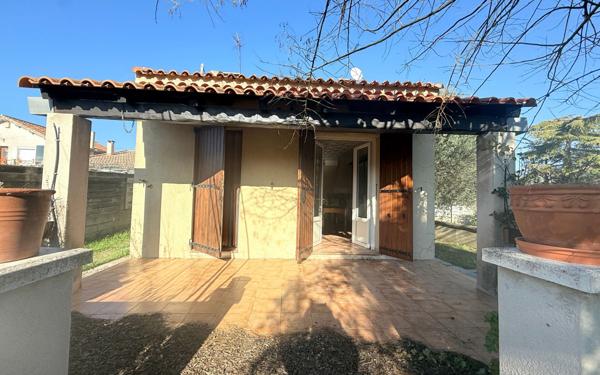 Maison à vendre    2 pièces •  Marseille 11