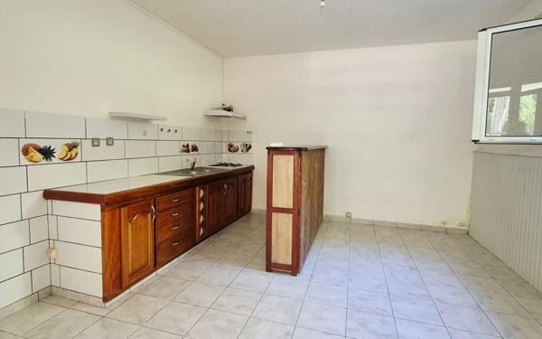 Appartement à louer    3 pièces •  Le Gosier