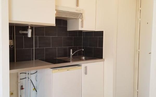 Appartement à louer    1 pièce • 23,64 m2 Antony