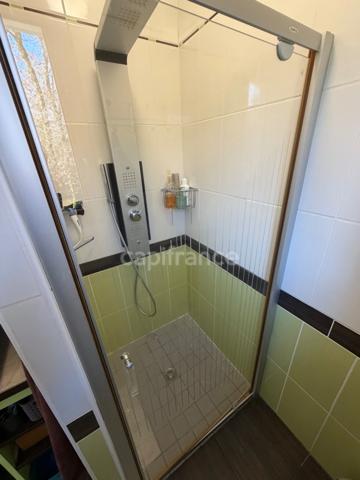 EXCLUSIVITÉ - A 5 minutes de Carhaix-Plouguer - PRESTATIONS HAUT DE GAMME - Magnifique Maison à vendre 7 pièces (22) DPE C