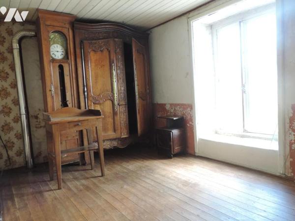 CENTRE BOURG DE LA CHAPELLE NEUVE (Jardin de 1500m²)