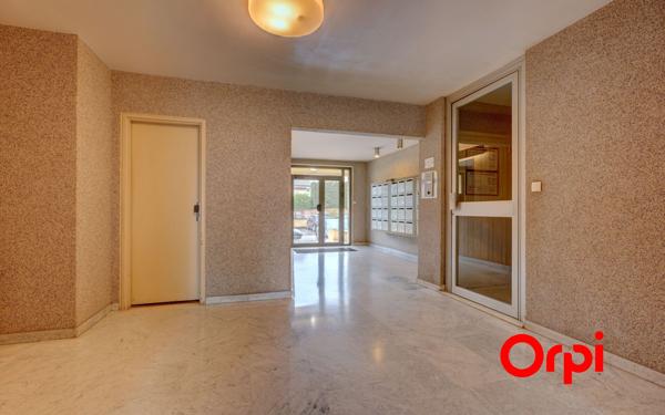 Appartement à vendre    2 pièces • 48,94 m2 Lyon 5