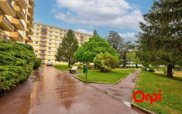 Appartement à vendre    2 pièces • 48,94 m2 Lyon 5