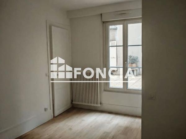 Location Appartement 2 pièces 31 m² - 79 RUE DE PATAY Paris 75013