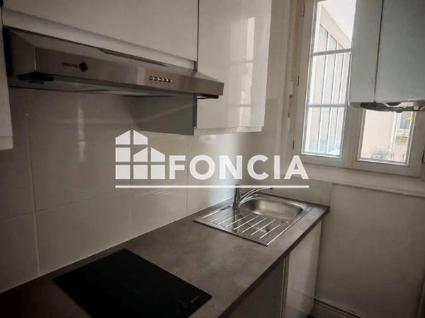 Location Appartement 2 pièces 31 m² - 79 RUE DE PATAY Paris 75013