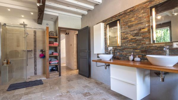 Propriété d'exception rénovée avec élégance dans l'Albret