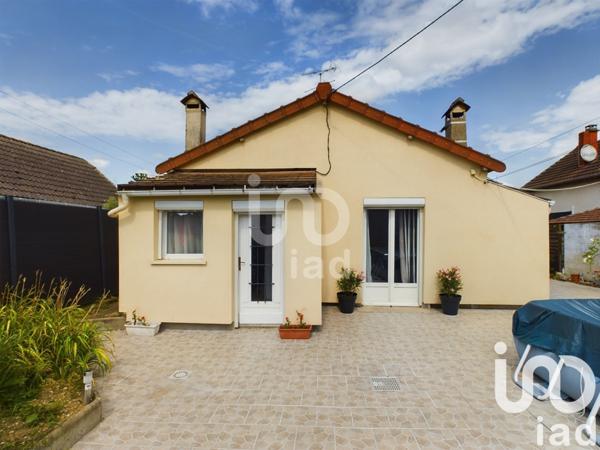 Maison à vendre 6 pièces 143 m² Saint-Fargeau-Ponthierry