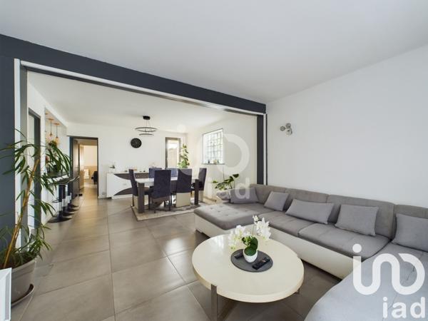 Maison à vendre 6 pièces 143 m² Saint-Fargeau-Ponthierry