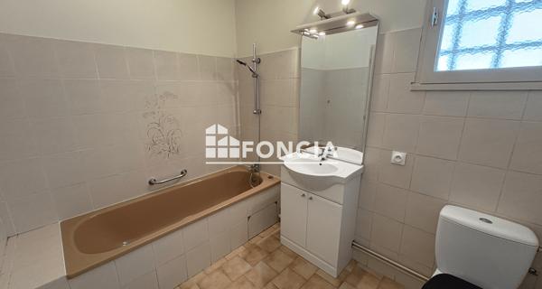 Location Appartement 3 pièces 59.85 m² - Bergerac 24100