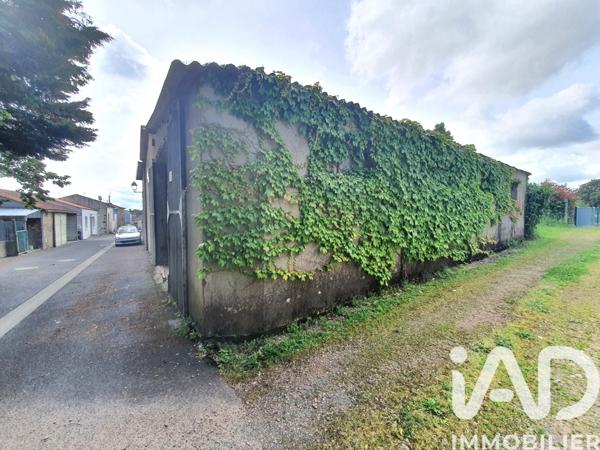 Maison à vendre 1 pièce 84 m² Le Champ-Saint-Père