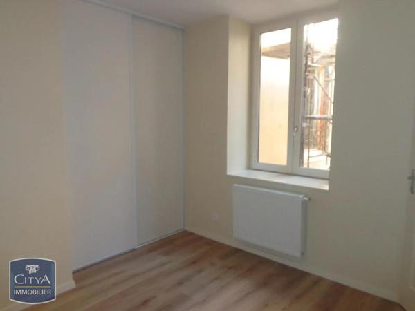 Appartement à louer 3 pièces 65.75m² Villefranche-sur-Saône (69400)