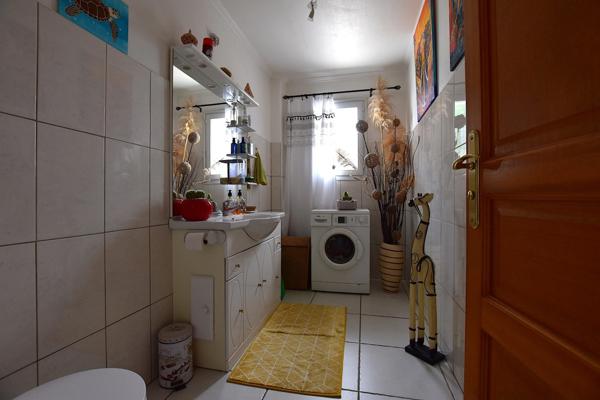 À vendre bien rare – Superbe propriété avec vue imprenable, piscine et prestations haut de gamme – Firminy / Saint-Ferréol-d’Auroure