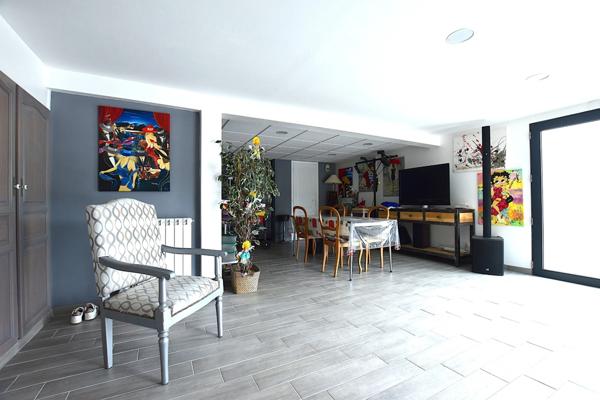 À vendre bien rare – Superbe propriété avec vue imprenable, piscine et prestations haut de gamme – Firminy / Saint-Ferréol-d’Auroure