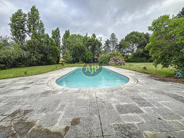 Vente maison Merignac : 895 000 € - AJP ACTEA Talence