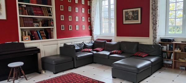 Maison
         12 pièces
        - 320 m² Bien prestige 695 000 € *