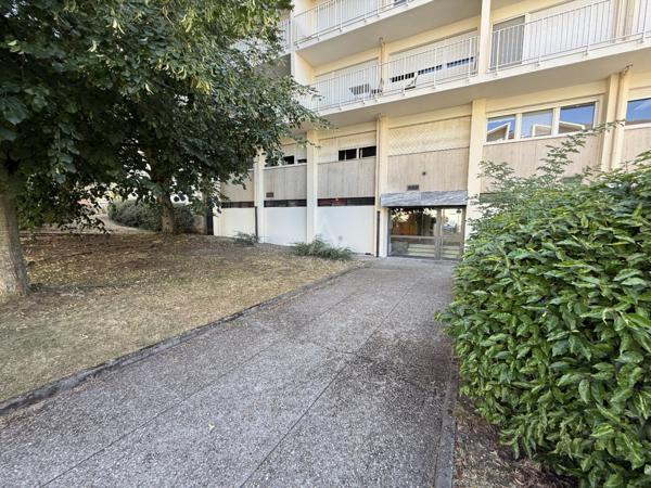 EXCLUSIVITÉ // APPARTEMENT // 85M2 // 2 CHAMBRES // BALCONS // CAVE // GARAGE