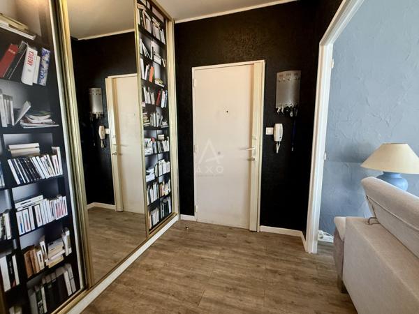 EXCLUSIVITÉ // APPARTEMENT // 85M2 // 2 CHAMBRES // BALCONS // CAVE // GARAGE