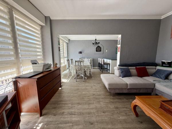 EXCLUSIVITÉ // APPARTEMENT // 85M2 // 2 CHAMBRES // BALCONS // CAVE // GARAGE