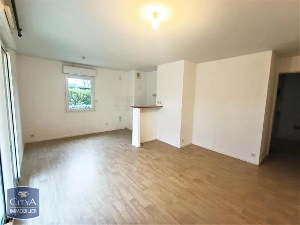 Appartement à louer 2 pièces 42m²