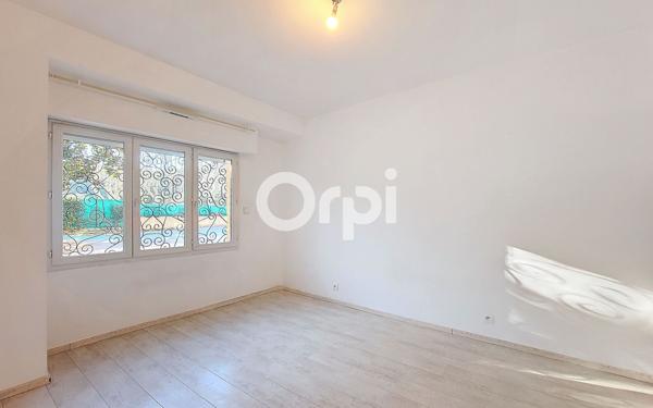 Appartement à vendre    4 pièces • 99,65 m2 Villeneuve-Loubet