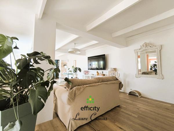 Maison
         4 pièces
        - 226 m² Bien prestige