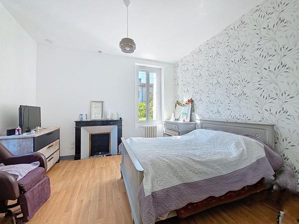 LISSAC (09) - MAISON 5 pièces 125M2 - RENOVEE Lissac (09700)