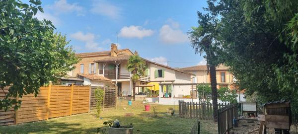 Maison familiale entièrement rénovée à Beaumont-de-Lomagne