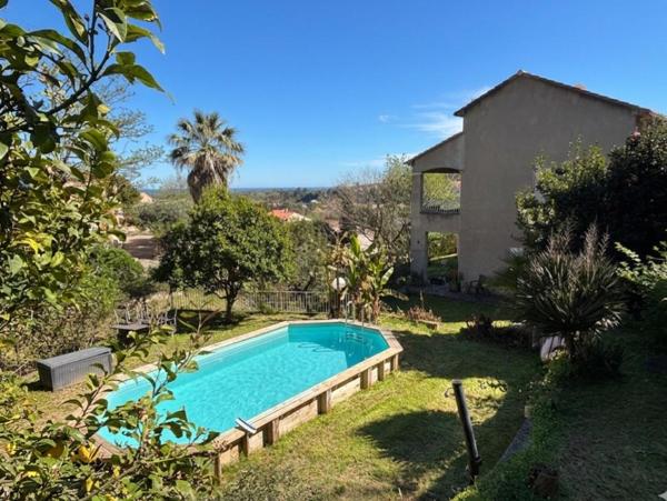 - VILLA FOLELLI  230 M²  VUE MER PISCINE SECTEUR CALME