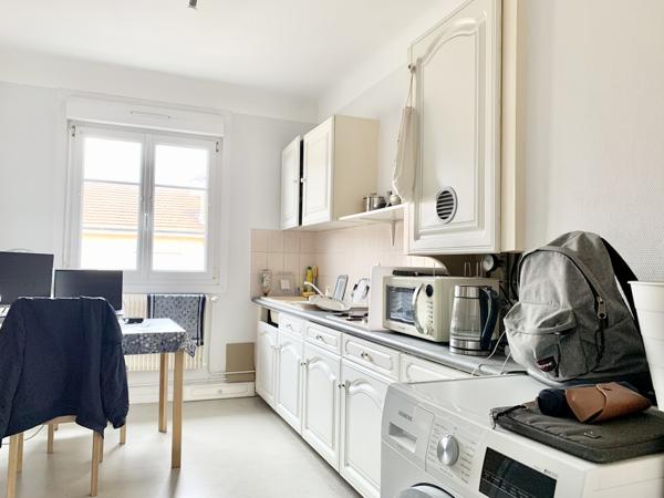 Appartement
         2 pièces
        - 50 m² Exclusivité 99 000 € *