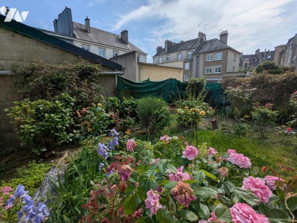 LOCAL COMMERCIAL OU PROFESSIONNEL - CENTRE-VILLE - VIRE