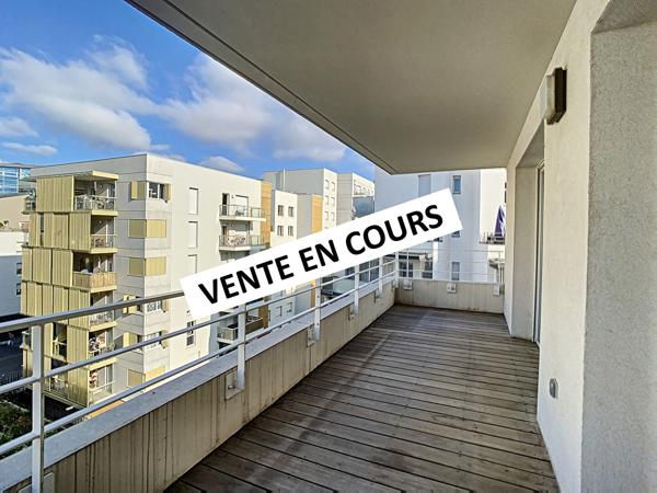 VILLEURBANNE LA SOIE - APPARTEMENT T3 d'environ 63 m² AVEC TERRASSE ET GARAGE