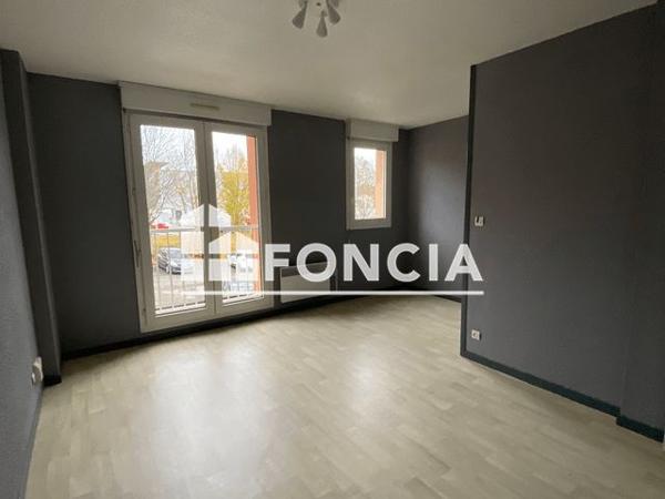 Location Studio 24.39 m² - 93-99 RUE CHARLES LEGENDRE Limoges 87000