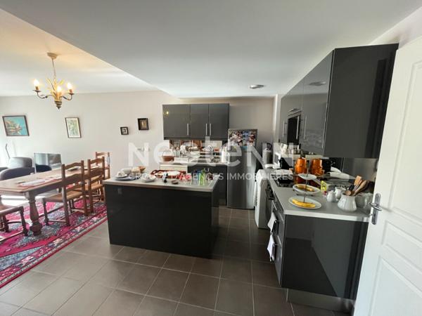 Grand Appartement T2 lumineux avec terrasse et garage en sous sol - Copropriété récente - Secteur Eglise - 69500 BRON