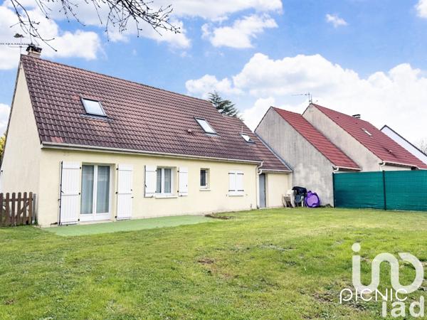 Maison à vendre 6 pièces 120 m² Vaux-le-Pénil