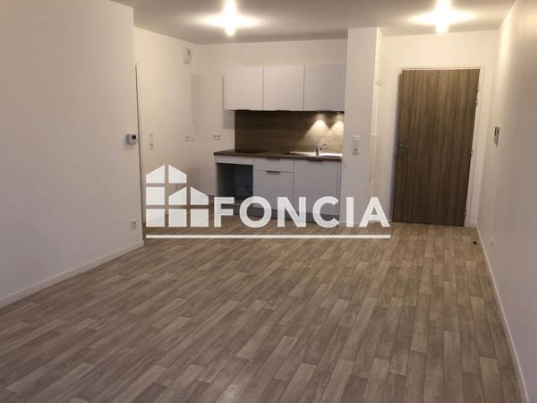 Location Appartement 3 pièces 57 m² - 210 RUE DU CDT GEORGES LEDRU Canteleu 76380