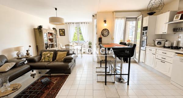 À vendre Appartement 4 pièces 80 m² - Vénissieux 69200
